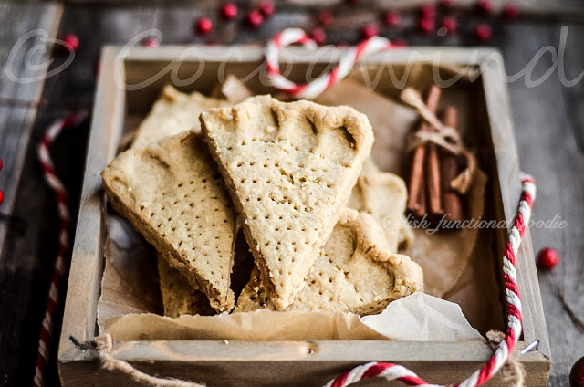 Spiced Shortbread Cookie